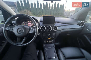 Хэтчбек Mercedes-Benz B-Class 2015 в 