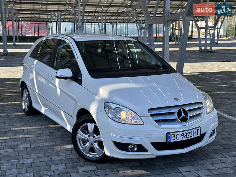 Хетчбек Mercedes-Benz B-Class 2010 в Львові фото 7 Хетчбек Mercedes-Benz B-Class 2010 в Львові