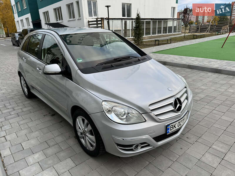 Хэтчбек Mercedes-Benz B-Class 2008 в Вараше фото 3 Хэтчбек Mercedes-Benz B-Class 2008 в Вараше