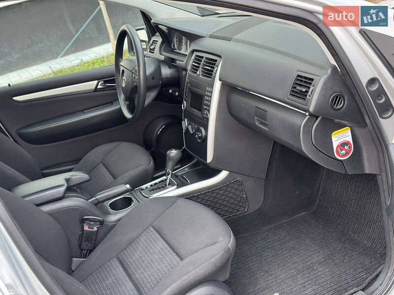 Хэтчбек Mercedes-Benz B-Class 2008 в Вараше фото 8 Хэтчбек Mercedes-Benz B-Class 2008 в Вараше