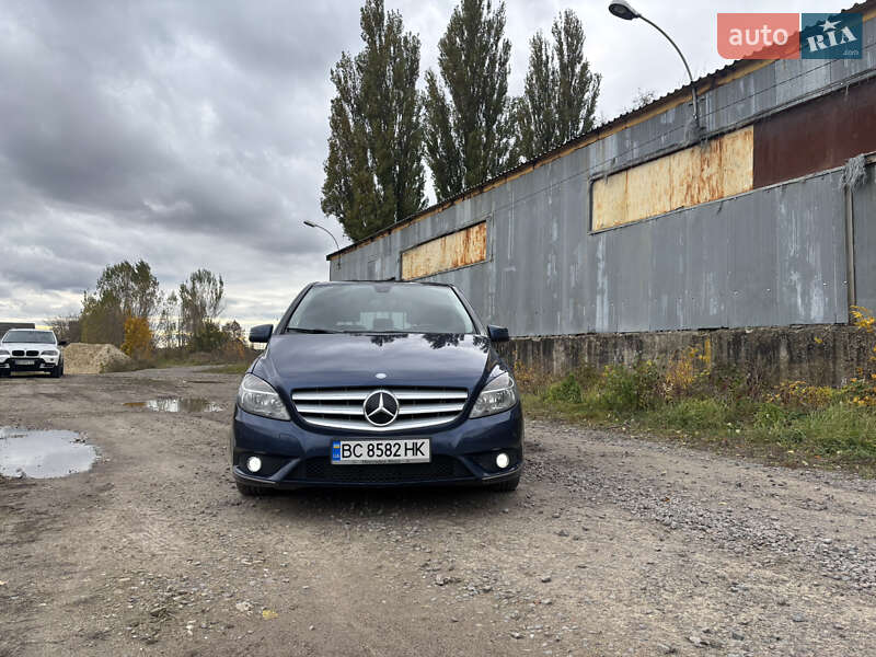 Хэтчбек Mercedes-Benz B-Class 2012 в Ровно фото 9 Хэтчбек Mercedes-Benz B-Class 2012 в Ровно