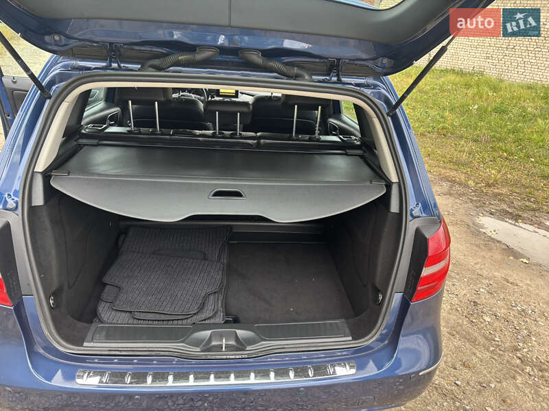Хэтчбек Mercedes-Benz B-Class 2012 в Ровно фото 19 Хэтчбек Mercedes-Benz B-Class 2012 в Ровно