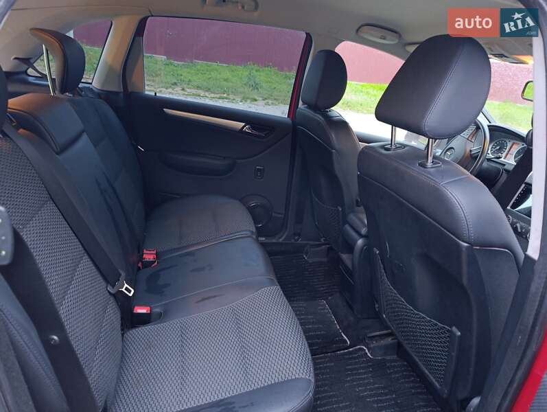 Хетчбек Mercedes-Benz B-Class 2011 в Броварах фото 6 Хетчбек Mercedes-Benz B-Class 2011 в Броварах