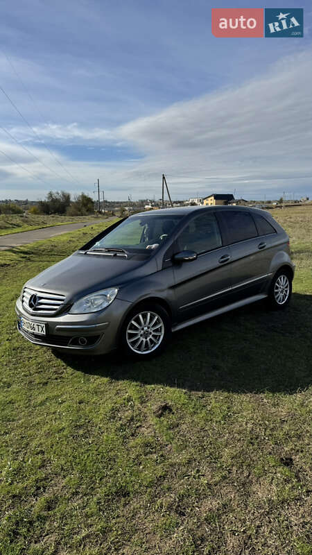 Хетчбек Mercedes-Benz B-Class 2007 в Великодолинському фото 5 Хетчбек Mercedes-Benz B-Class 2007 в Великодолинському