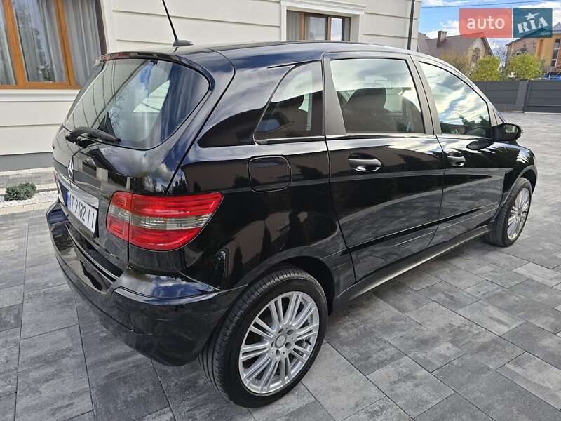 Хэтчбек Mercedes-Benz B-Class 2005 в Ивано-Франковске фото 6 Хэтчбек Mercedes-Benz B-Class 2005 в Ивано-Франковске