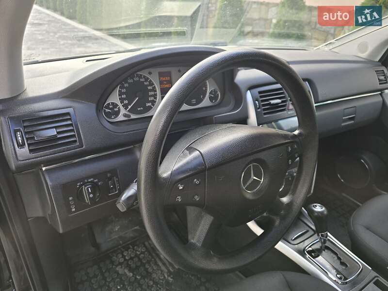 Хэтчбек Mercedes-Benz B-Class 2005 в Ивано-Франковске фото 20 Хэтчбек Mercedes-Benz B-Class 2005 в Ивано-Франковске