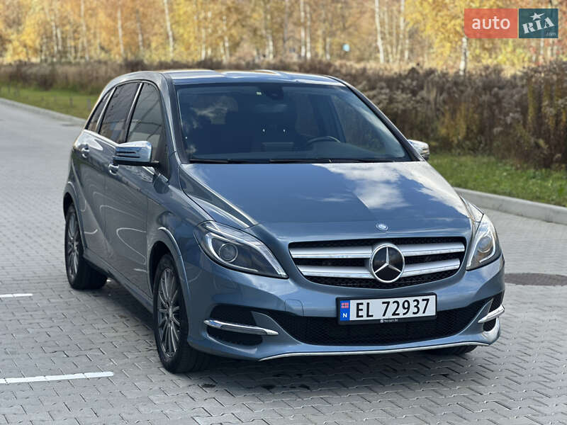 Хетчбек Mercedes-Benz B-Class 2015 в Львові фото 12 Хетчбек Mercedes-Benz B-Class 2015 в Львові