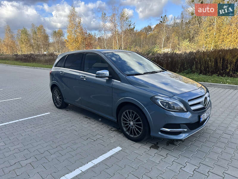 Хетчбек Mercedes-Benz B-Class 2015 в Львові фото 27 Хетчбек Mercedes-Benz B-Class 2015 в Львові
