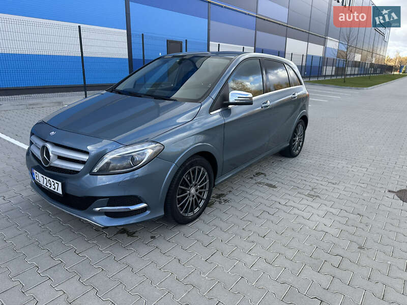 Хетчбек Mercedes-Benz B-Class 2015 в Львові фото 32 Хетчбек Mercedes-Benz B-Class 2015 в Львові