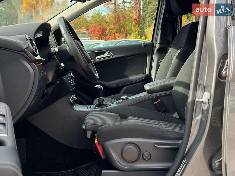 Хетчбек Mercedes-Benz B-Class 2017 в Вінниці фото 23 Хетчбек Mercedes-Benz B-Class 2017 в Вінниці