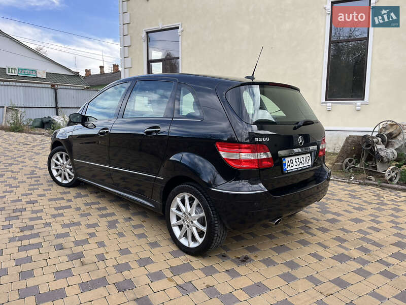 Хэтчбек Mercedes-Benz B-Class 2005 в Могилев-Подольске