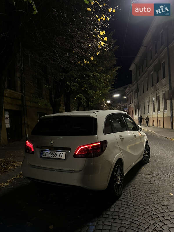 Хэтчбек Mercedes-Benz B-Class 2015 в Черновцах