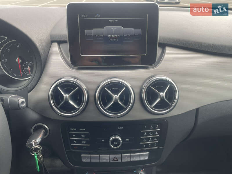Хэтчбек Mercedes-Benz B-Class 2018 в Киеве фото 12 Хэтчбек Mercedes-Benz B-Class 2018 в Киеве