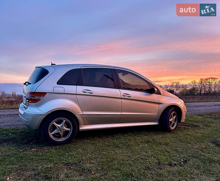 Хэтчбек Mercedes-Benz B-Class 2006 в Краснограде