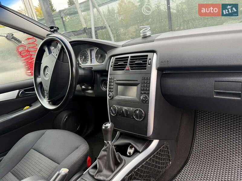 Хетчбек Mercedes-Benz B-Class 2007 в Луцьку фото 4 Хетчбек Mercedes-Benz B-Class 2007 в Луцьку
