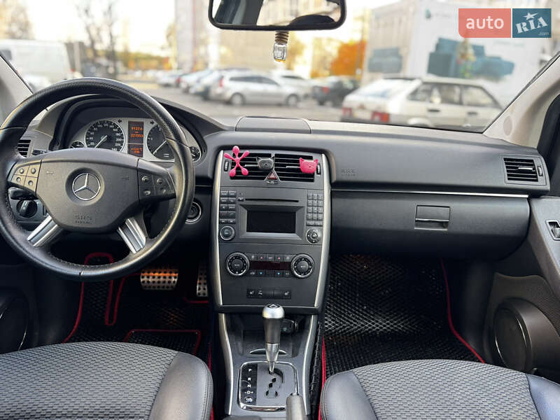 Хетчбек Mercedes-Benz B-Class 2011 в Чернігові