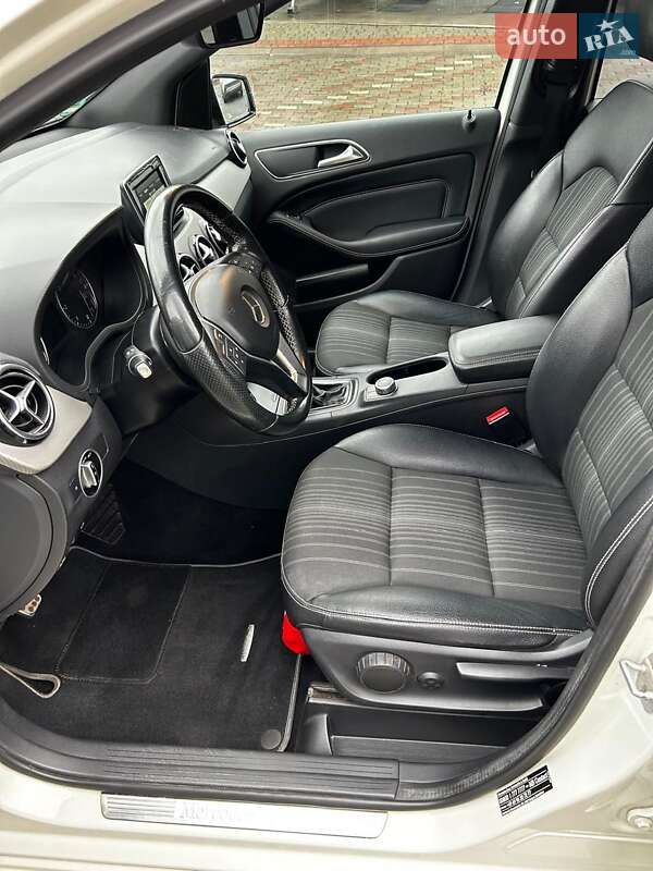 Хэтчбек Mercedes-Benz B-Class 2014 в Львове