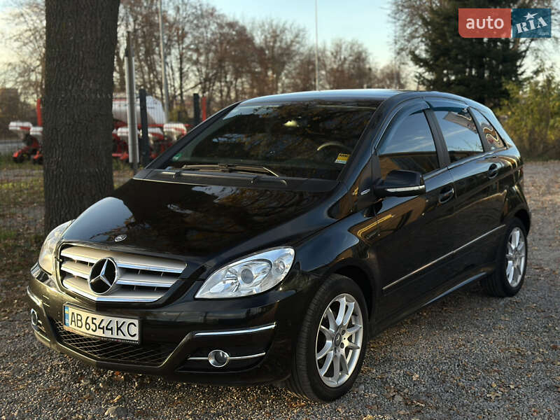 Хэтчбек Mercedes-Benz B-Class 2010 в Виннице фото 3 Хэтчбек Mercedes-Benz B-Class 2010 в Виннице