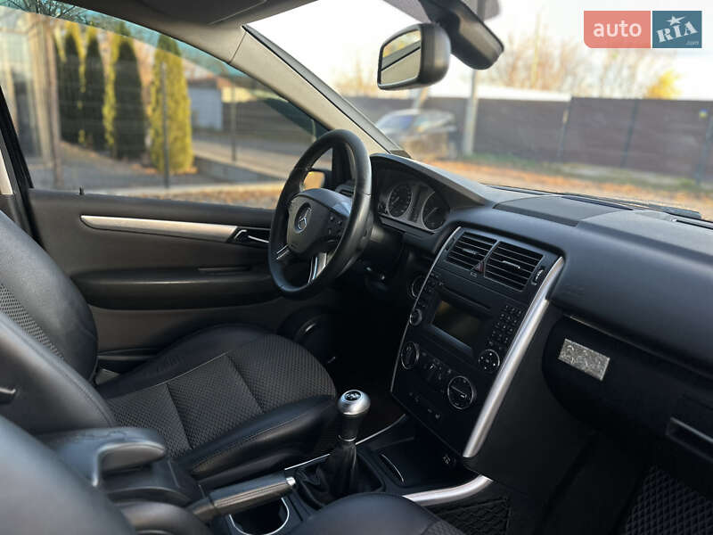 Хэтчбек Mercedes-Benz B-Class 2010 в Виннице фото 46 Хэтчбек Mercedes-Benz B-Class 2010 в Виннице