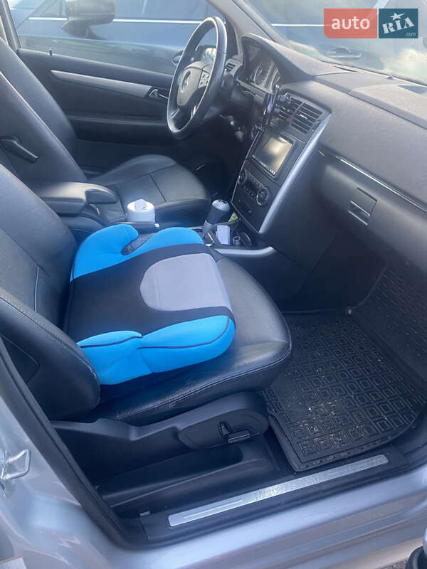 Хэтчбек Mercedes-Benz B-Class 2008 в Киеве фото 32 Хэтчбек Mercedes-Benz B-Class 2008 в Киеве