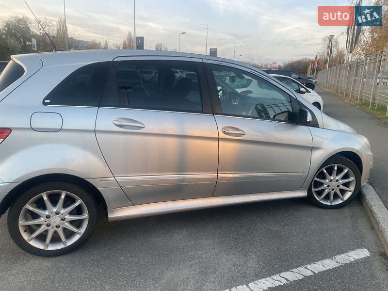 Хэтчбек Mercedes-Benz B-Class 2008 в Киеве фото 8 Хэтчбек Mercedes-Benz B-Class 2008 в Киеве