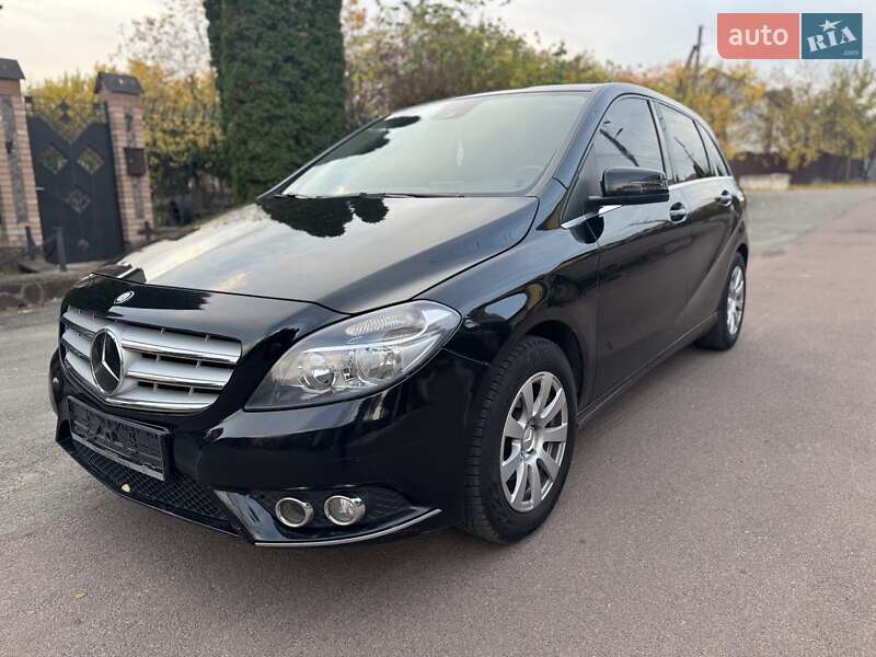 Хэтчбек Mercedes-Benz B-Class 2014 в Киеве фото 6 Хэтчбек Mercedes-Benz B-Class 2014 в Киеве