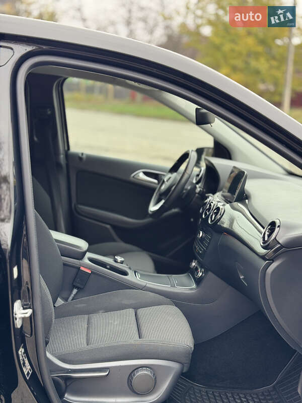 Хэтчбек Mercedes-Benz B-Class 2017 в Каменец-Подольском