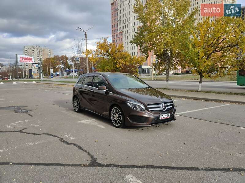 Хэтчбек Mercedes-Benz B-Class 2015 в Киеве