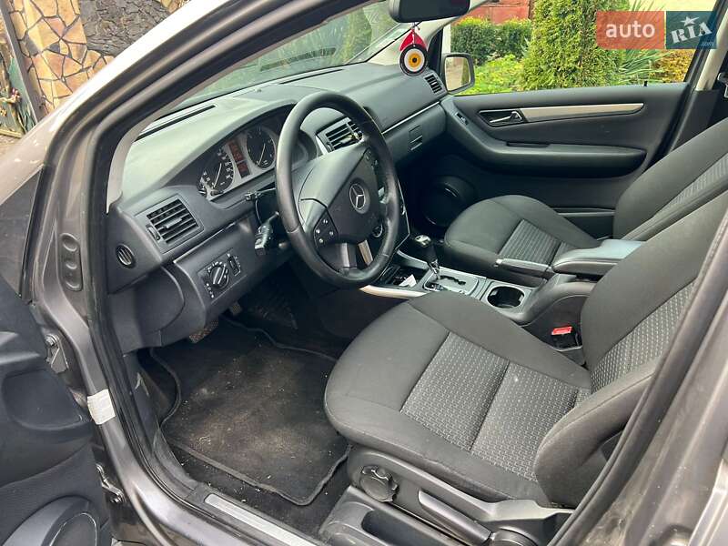 Хетчбек Mercedes-Benz B-Class 2008 в Луцьку фото 3 Хетчбек Mercedes-Benz B-Class 2008 в Луцьку
