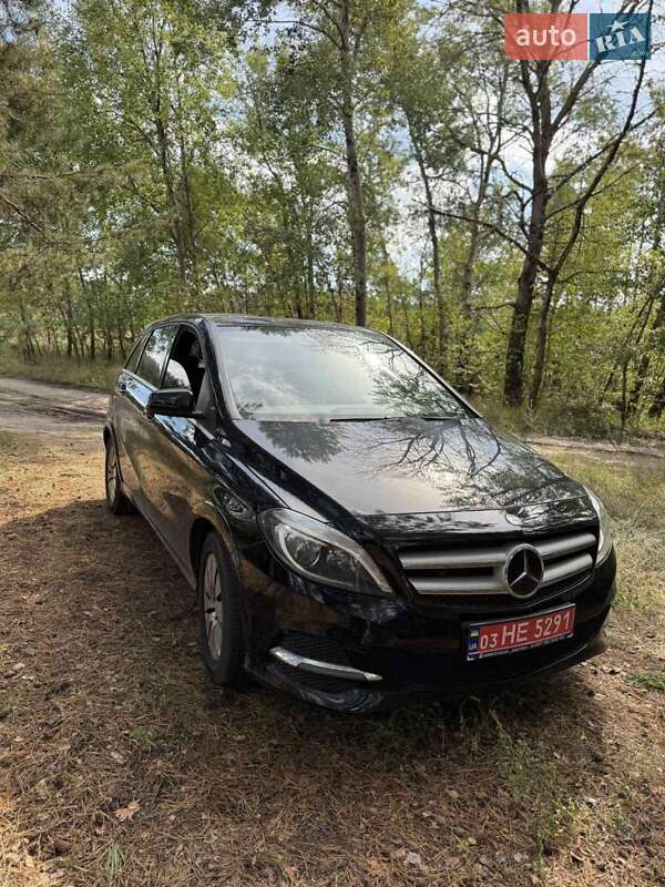 Mercedes-Benz B-Class 2016 Mercedes-Benz B-Class 2016