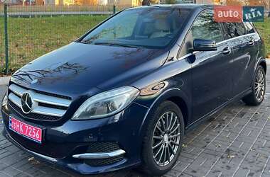 Хэтчбек Mercedes-Benz B-Class 2017 в Киеве