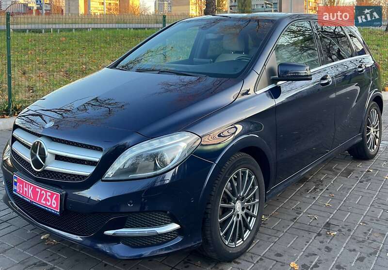 Mercedes-Benz B-Class 2017 Mercedes-Benz B-Class 2017