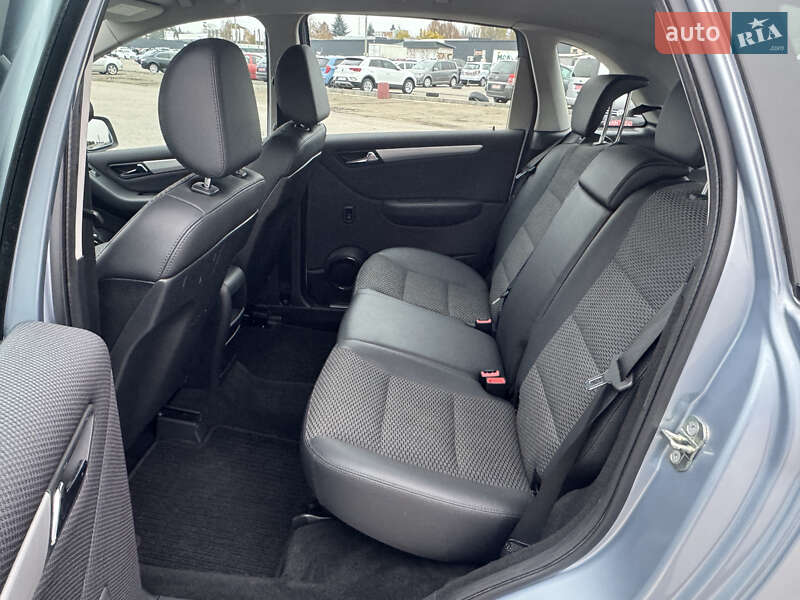 Хэтчбек Mercedes-Benz B-Class 2010 в Белой Церкви фото 43 Хэтчбек Mercedes-Benz B-Class 2010 в Белой Церкви