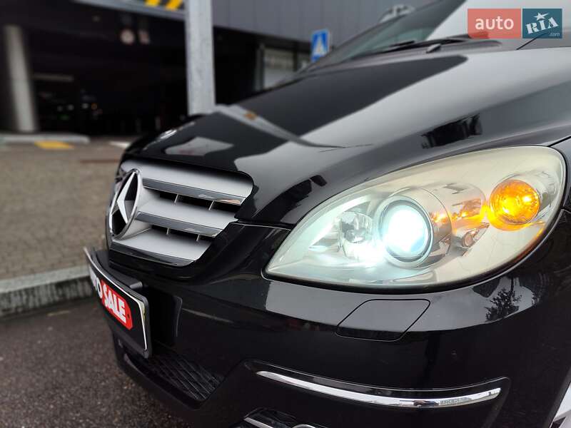 Хэтчбек Mercedes-Benz B-Class 2010 в Киеве фото 2 Хэтчбек Mercedes-Benz B-Class 2010 в Киеве