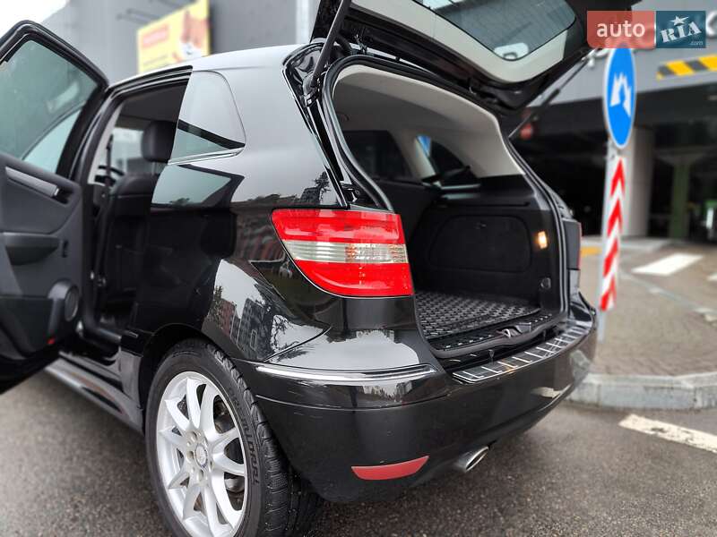 Хэтчбек Mercedes-Benz B-Class 2010 в Киеве фото 15 Хэтчбек Mercedes-Benz B-Class 2010 в Киеве