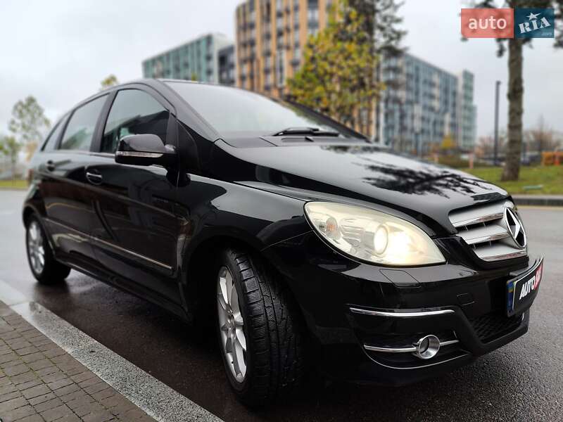 Хэтчбек Mercedes-Benz B-Class 2010 в Киеве фото 32 Хэтчбек Mercedes-Benz B-Class 2010 в Киеве