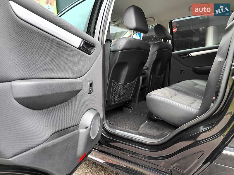 Хэтчбек Mercedes-Benz B-Class 2010 в Киеве фото 43 Хэтчбек Mercedes-Benz B-Class 2010 в Киеве