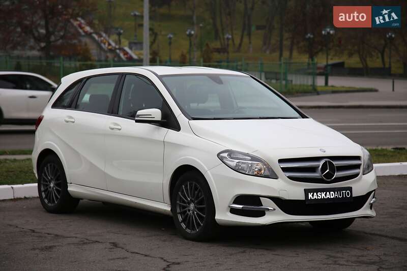 Хэтчбек Mercedes-Benz B-Class 2015 в Харькове