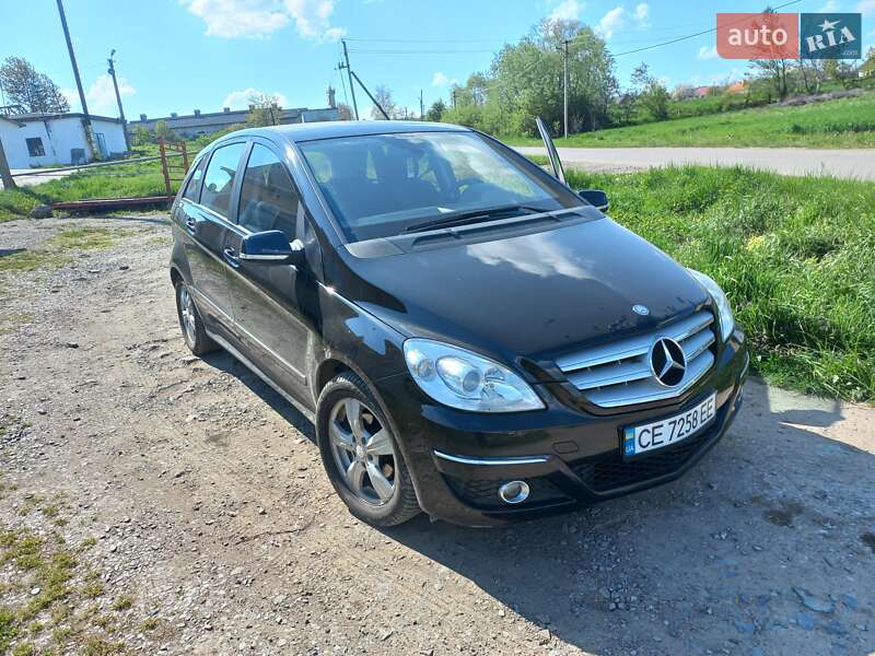 Mercedes-Benz B-Class 2011