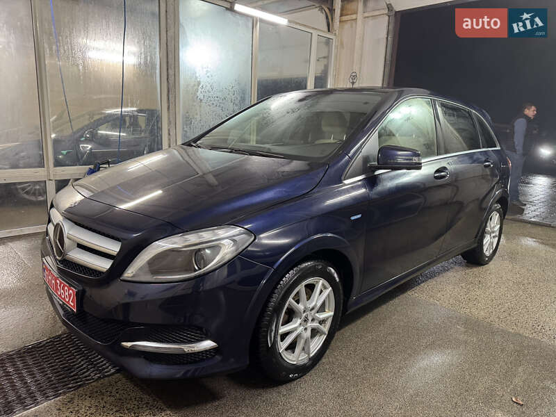 Хетчбек Mercedes-Benz B-Class 2017 в Луцьку