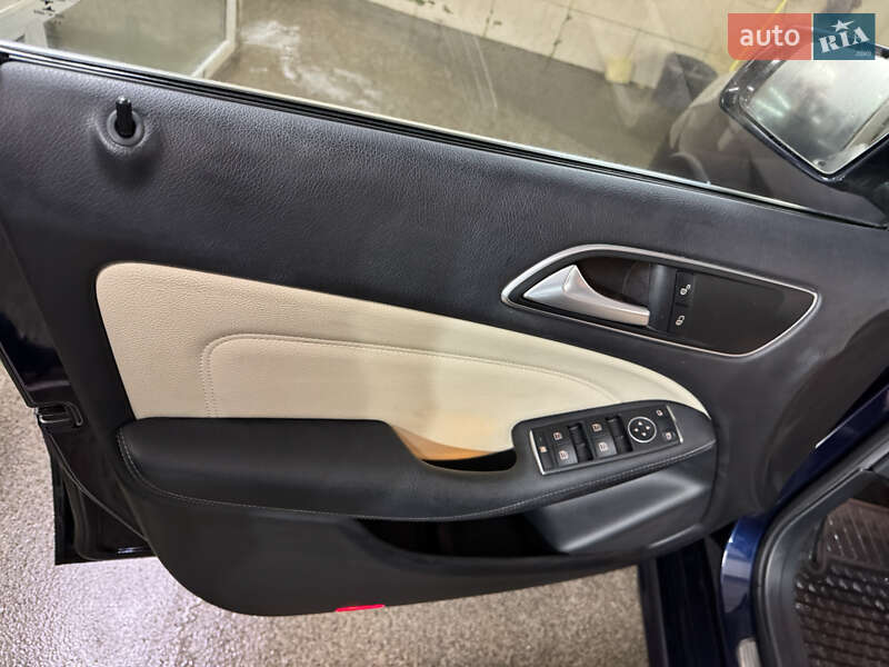 Хетчбек Mercedes-Benz B-Class 2017 в Луцьку