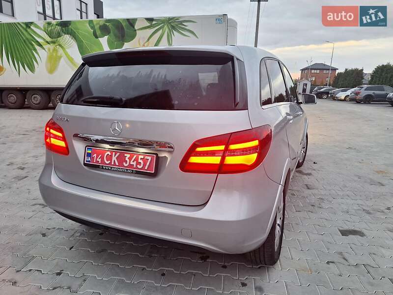 Хетчбек Mercedes-Benz B-Class 2015 в Городку фото 4 Хетчбек Mercedes-Benz B-Class 2015 в Городку