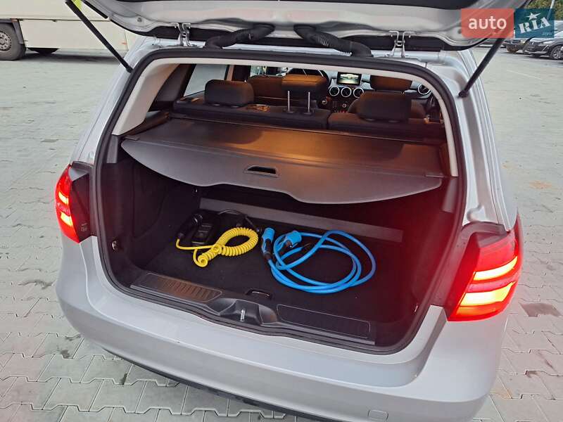 Хетчбек Mercedes-Benz B-Class 2015 в Городку фото 11 Хетчбек Mercedes-Benz B-Class 2015 в Городку