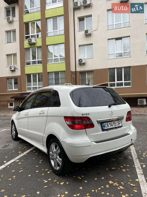 Хетчбек Mercedes-Benz B-Class 2010 в Софіївській Борщагівці фото 3 Хетчбек Mercedes-Benz B-Class 2010 в Софіївській Борщагівці