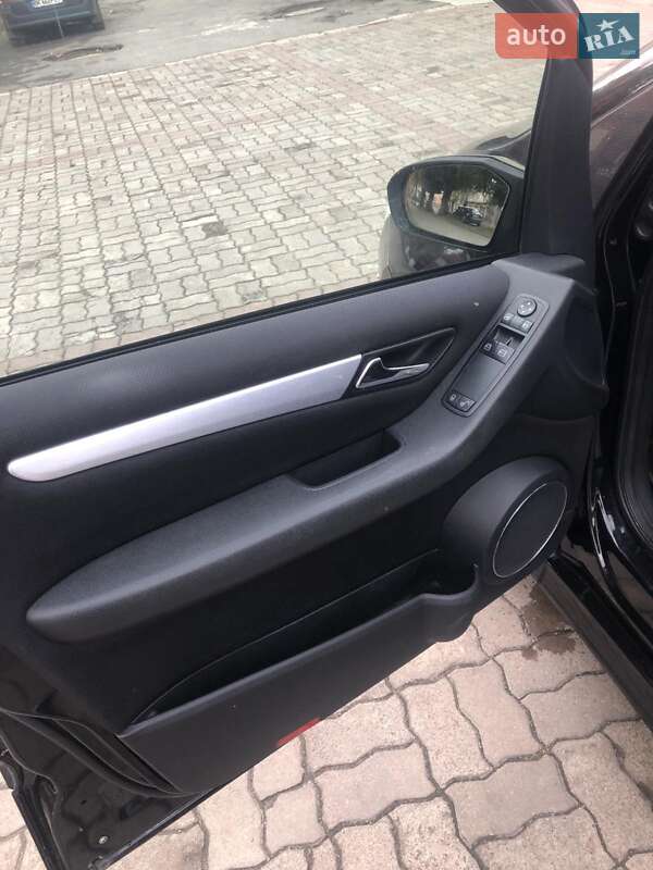 Хетчбек Mercedes-Benz B-Class 2005 в Рівному фото 3 Хетчбек Mercedes-Benz B-Class 2005 в Рівному