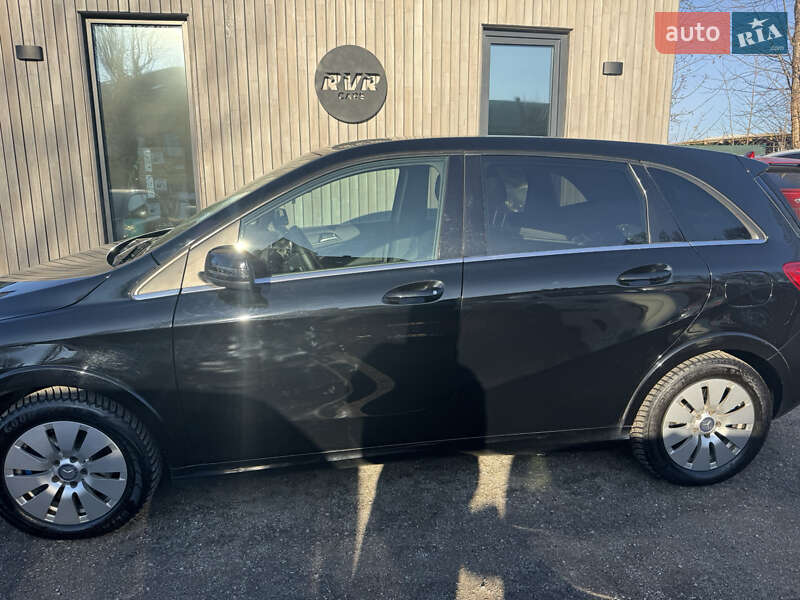 Хэтчбек Mercedes-Benz B-Class 2016 в Тернополе фото 4 Хэтчбек Mercedes-Benz B-Class 2016 в Тернополе