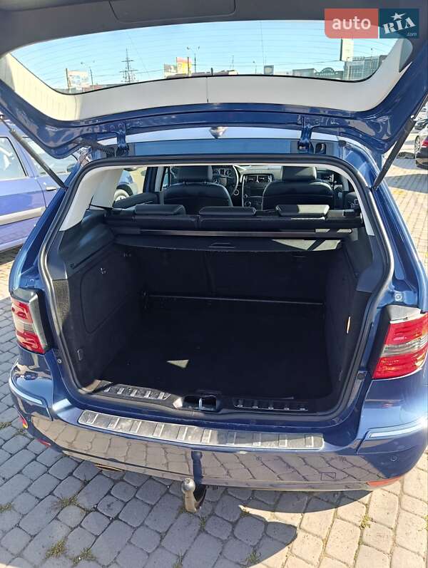 Хэтчбек Mercedes-Benz B-Class 2010 в Черновцах фото 6 Хэтчбек Mercedes-Benz B-Class 2010 в Черновцах