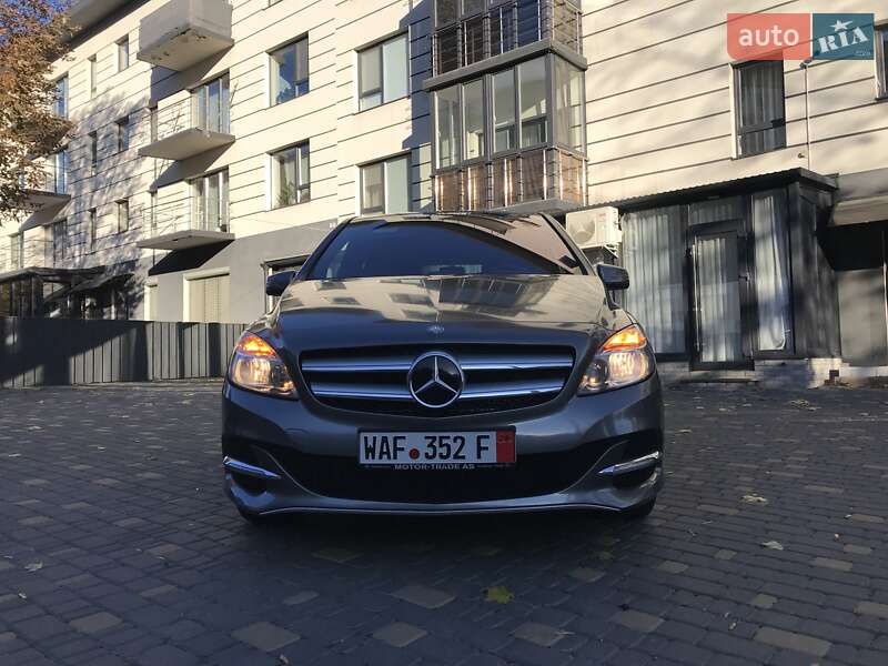 Хетчбек Mercedes-Benz B-Class 2015 в Тернополі