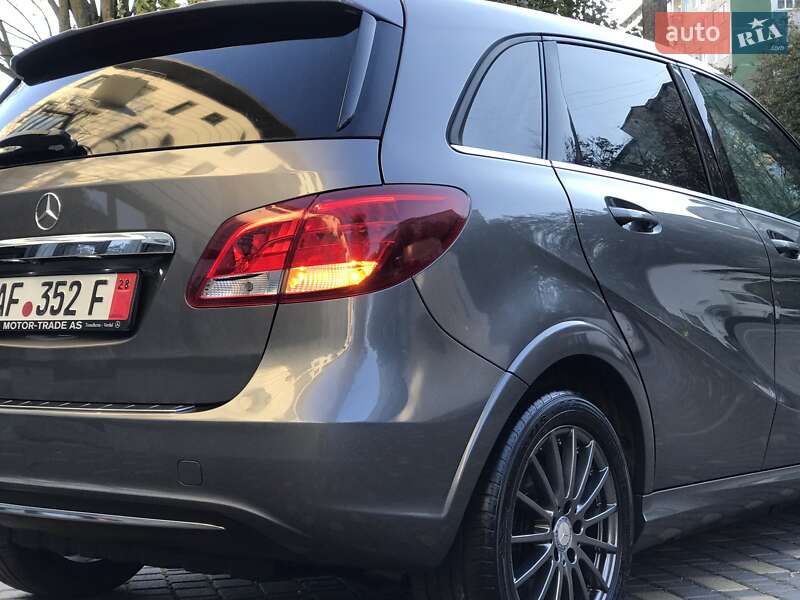 Хетчбек Mercedes-Benz B-Class 2015 в Тернополі