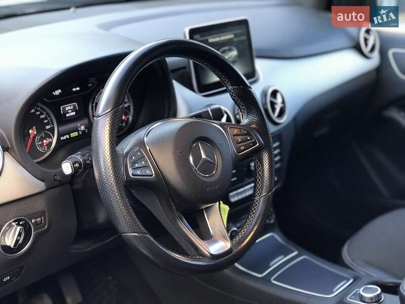 Хетчбек Mercedes-Benz B-Class 2015 в Тернополі